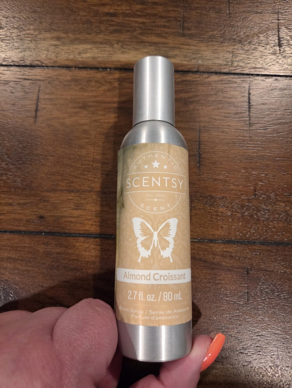 Scentsy Room Spray - Almond Croissant